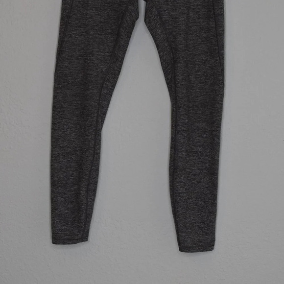 Lululemon Pure Practice Leggings Sz 6 Mid Rise Athleisure Yoga Workout Sporty - Picture 3 of 16